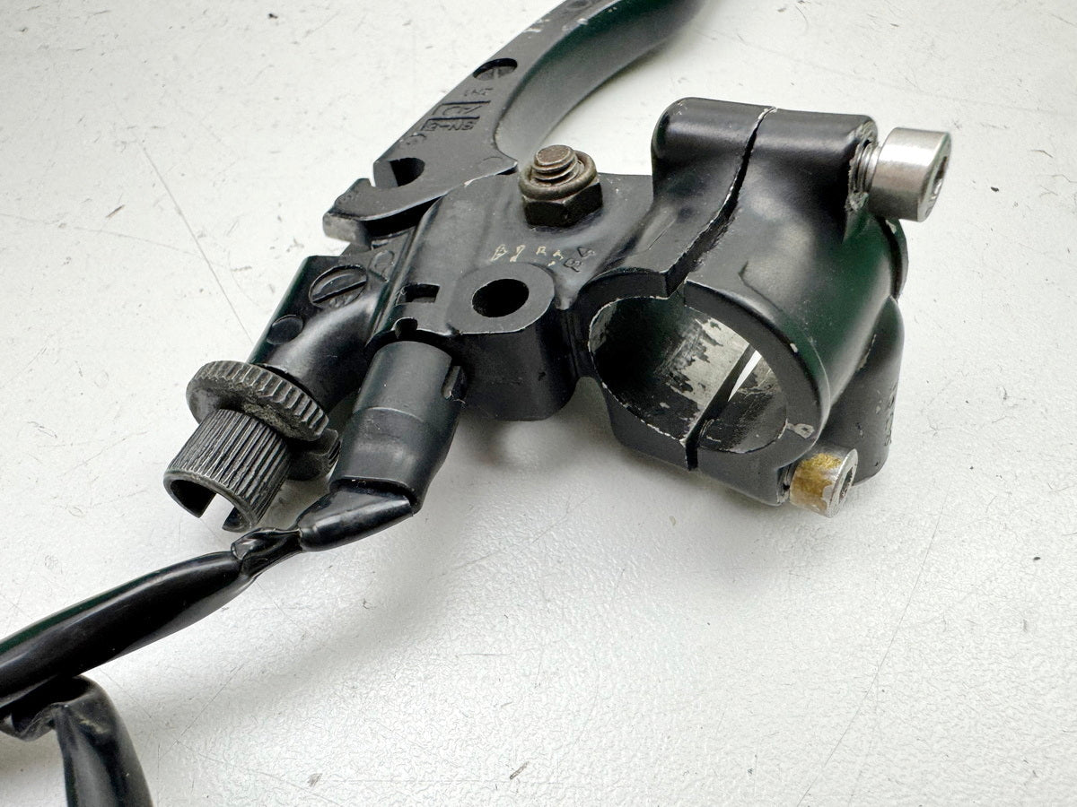 YAMAHA TT 600 E 4GV (4LW) Kupplungsarmatur Halter Kupplungshebel Spiegelhalter
