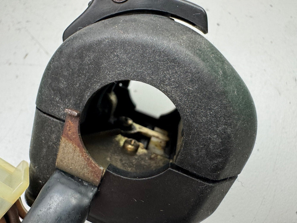 YAMAHA TT 600 E 4GV (4LW) Lenkerschalter links Schalter Licht Hupe Kombischalter