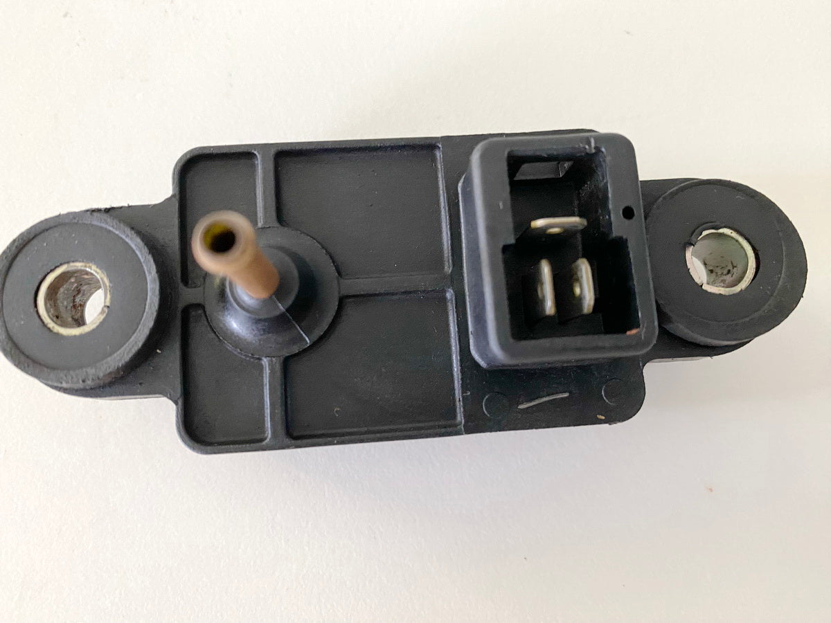 YAMAHA VMX-12 VMAX 1200 2WE Boost Sensor Control Unit Pressure Sensor Relay