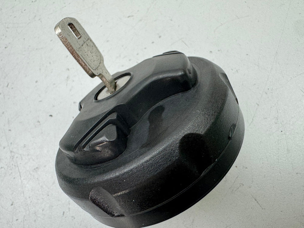 YAMAHA TT 600 E 4GV (4LW) Tankdeckel Tankschloß Tank verschließbar Schlüssel