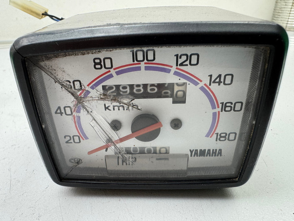 YAMAHA TT 600 E 4GV (4LW) Tacho Cockpit Instrumente Speedometer 29868 km