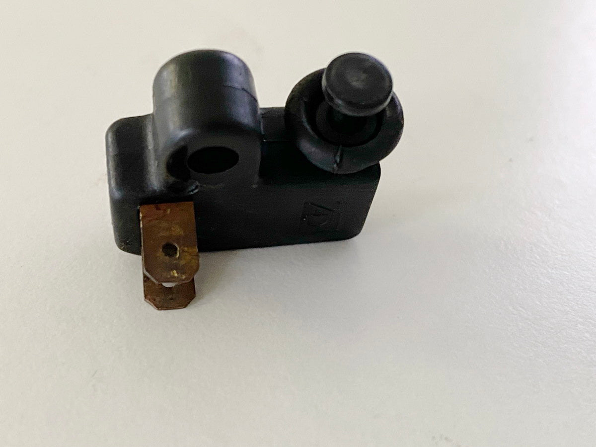 YAMAHA VMX-12 VMAX 1200 2WE Clutch Switch (for clutch master cylinder)