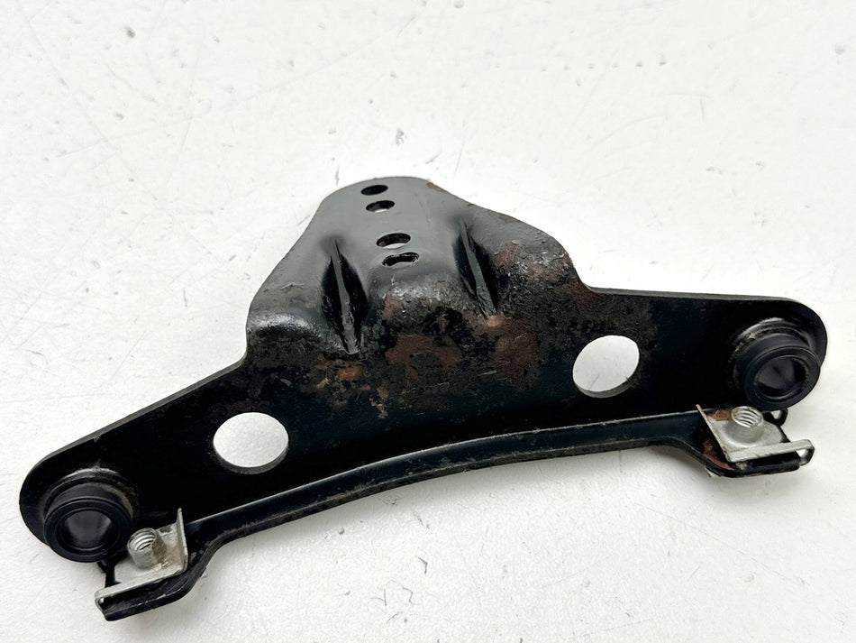 BMW F 650 169 Lower Radiator Mount Support Bracket Holding Plate Water Cooler Intake