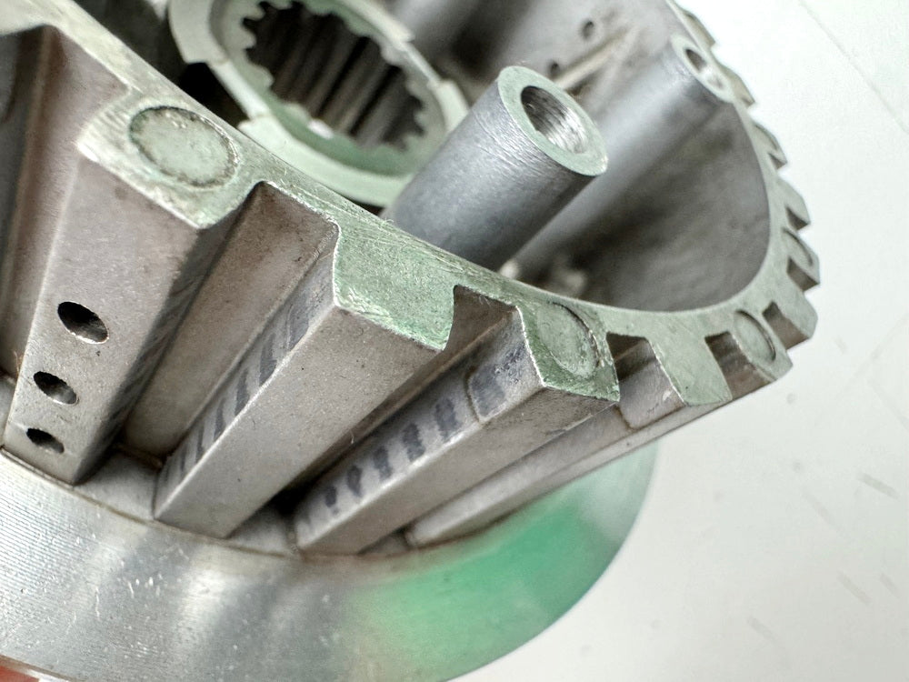 YAMAHA TT 600 E 4GV (4LW) Kupplungskorb innen Nabe Kupplung Gehäuse Motor
