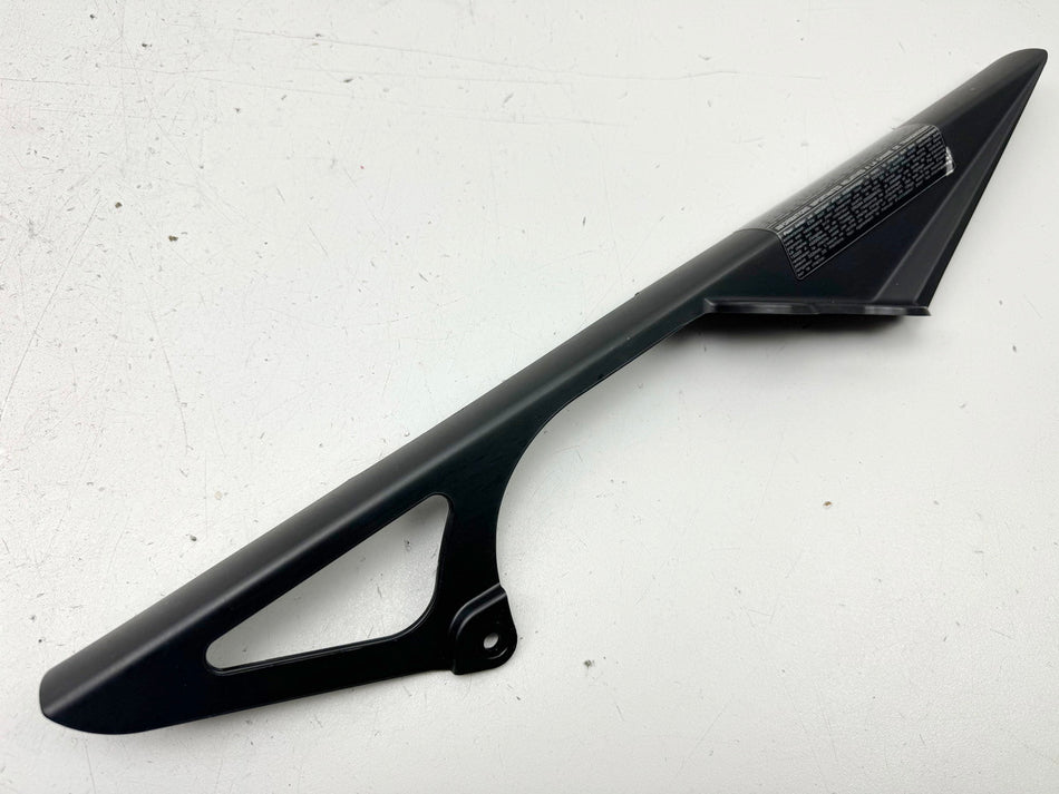 KAWASAKI ZX-6R 636 C Kettenschutz original Kettenkasten Abdeckung Schwinge 05-06