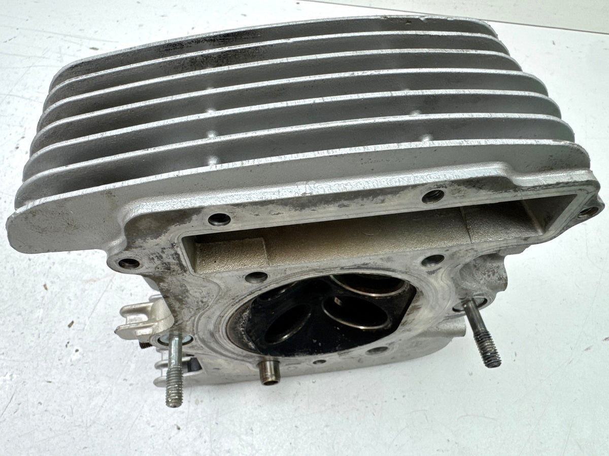 YAMAHA TT 600 E 4GV (4LW) Zylinderkopf Nockenwelle Kipphebel Ventile 29868 km