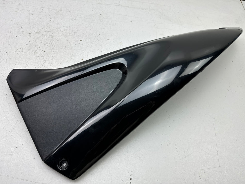 BMW F 650 169 Cubierta trasera izquierda Carenado lateral Tapa Cubierta lateral