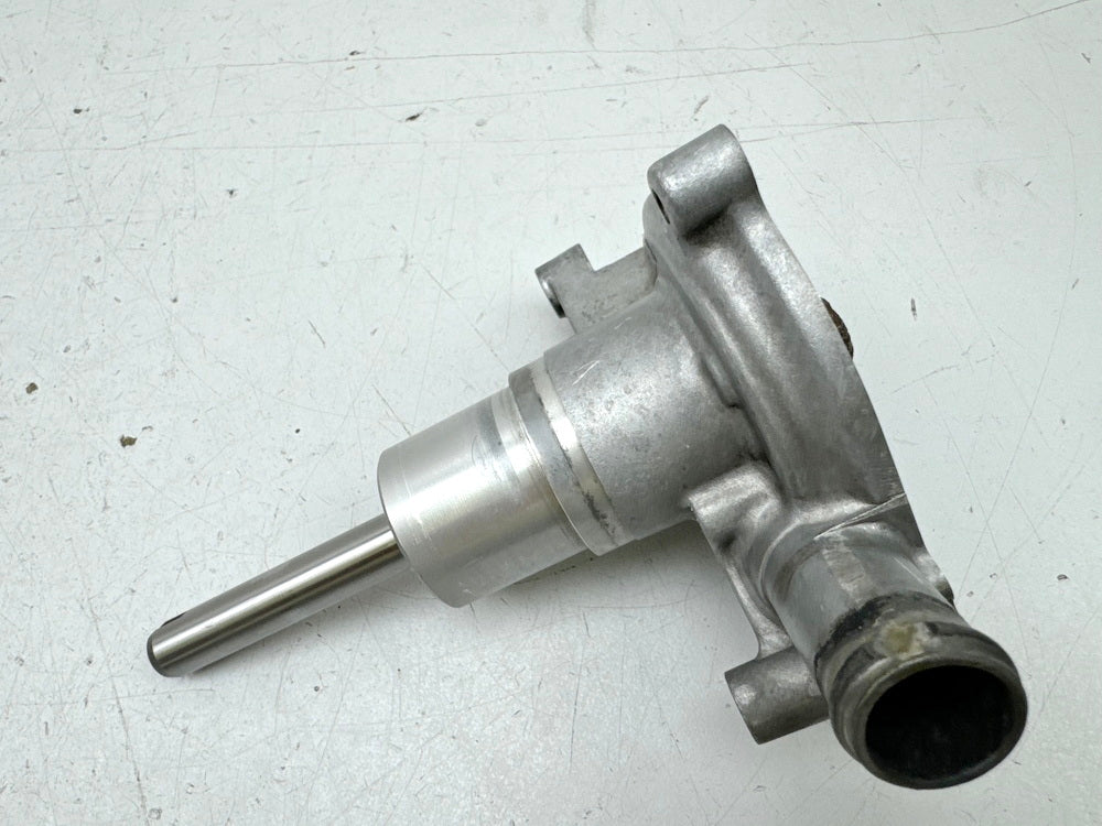 HONDA CBR 600 PC19 PC23 Bomba de agua impulsor Tapa de motor (para motor)