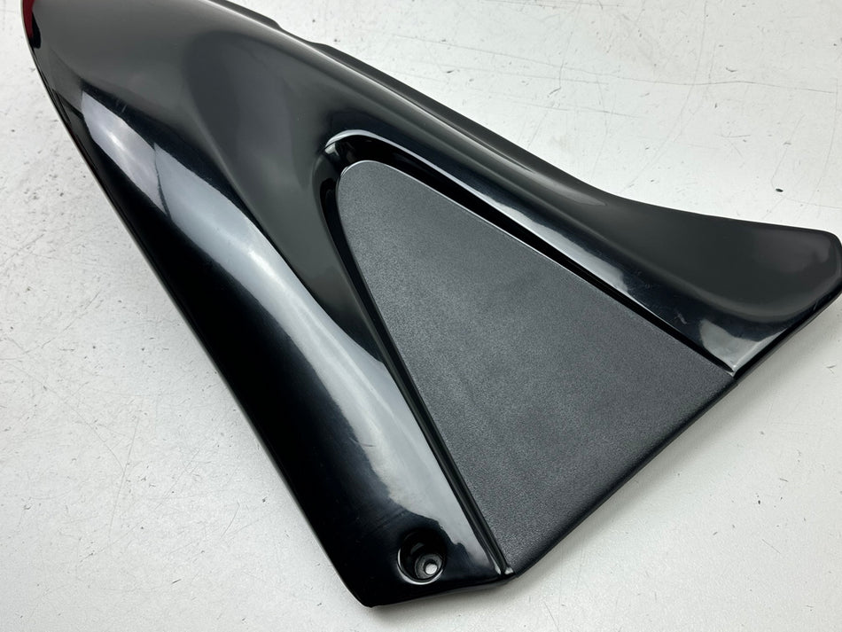 BMW F 650 169 Heckverkleidung rechts Seitenteil Abdeckung Seitendeckel Cover