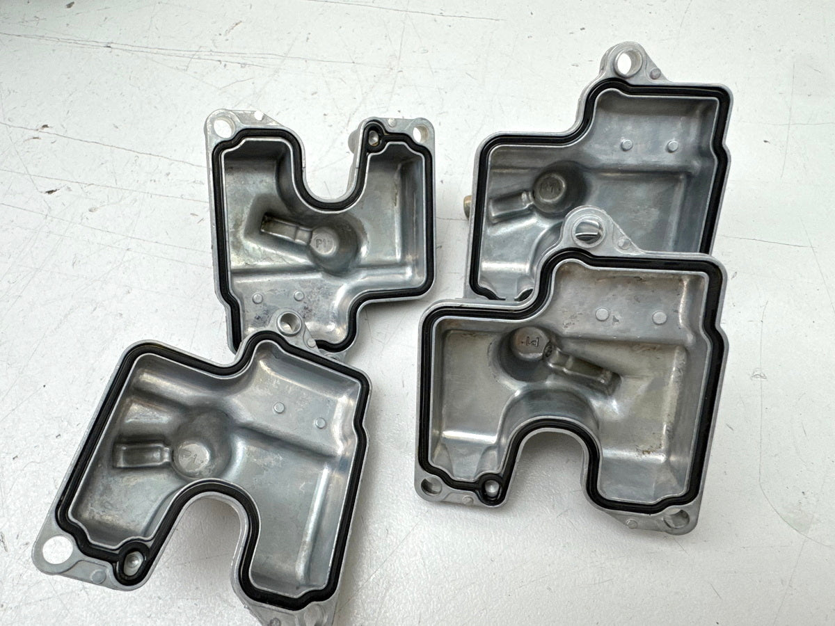 YAMAHA YZF R1 RN01 RN04 Schwimmerkammerdeckel Schwimmerkammer Vergaser Mikuni
