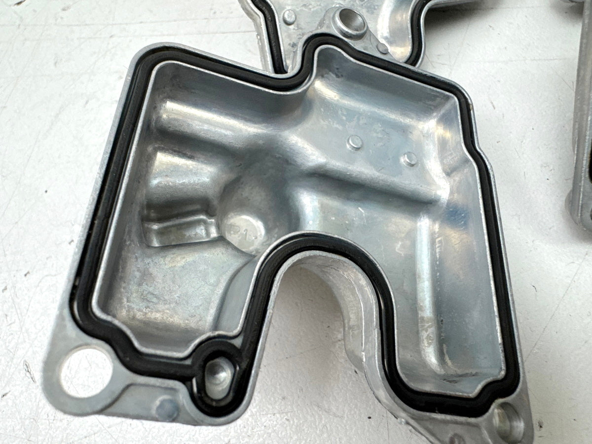 YAMAHA YZF R1 RN01 RN04 Schwimmerkammerdeckel Schwimmerkammer Vergaser Mikuni