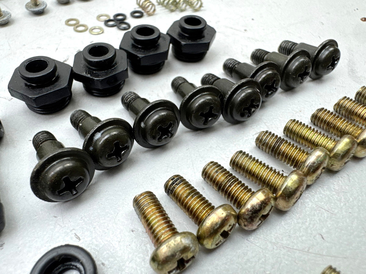 YAMAHA YZF R1 RN01 RN04 Düsen Nadeln für Vergaser Vergaserteile Mikuni 98-01