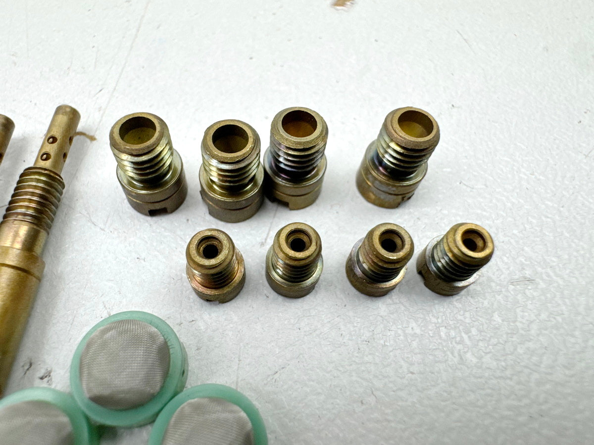 YAMAHA YZF R1 RN01 RN04 Düsen Nadeln für Vergaser Vergaserteile Mikuni 98-01