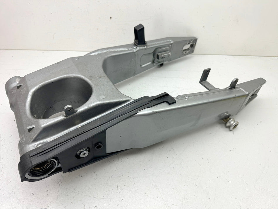 KAWASAKI ZX-7R ZX750P N Schwinge Hinterradschwinge Swingarm (für Felge) 96-03
