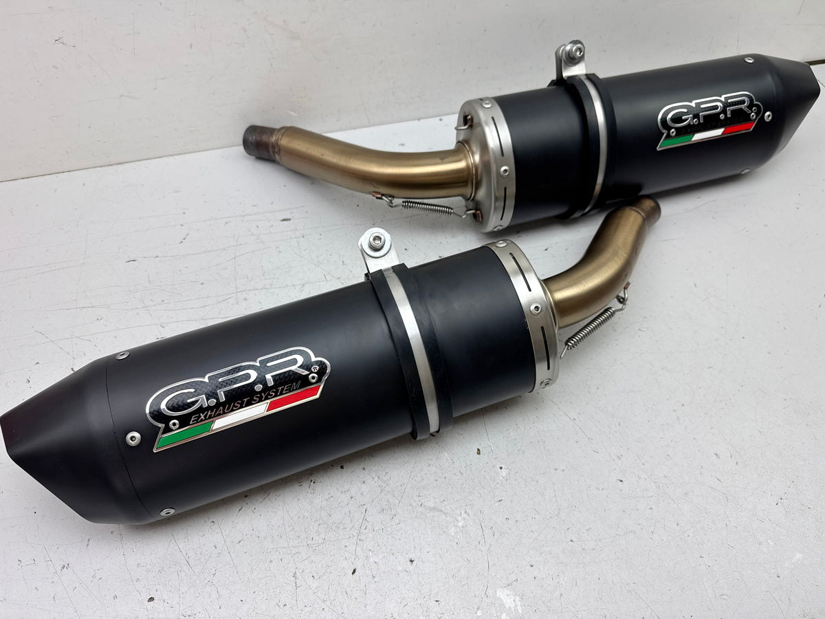 Triumph Street Triple 675 D67LD Auspuff GPR Furore Nero Schalldämpfer ABE 07-12
