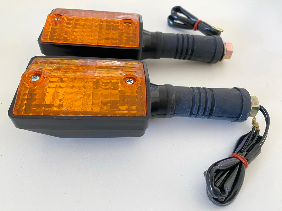 Intermitentes traseros izquierdos y derechos, par, de accesorio para Yamaha DT FZ RD XT - NUEVO