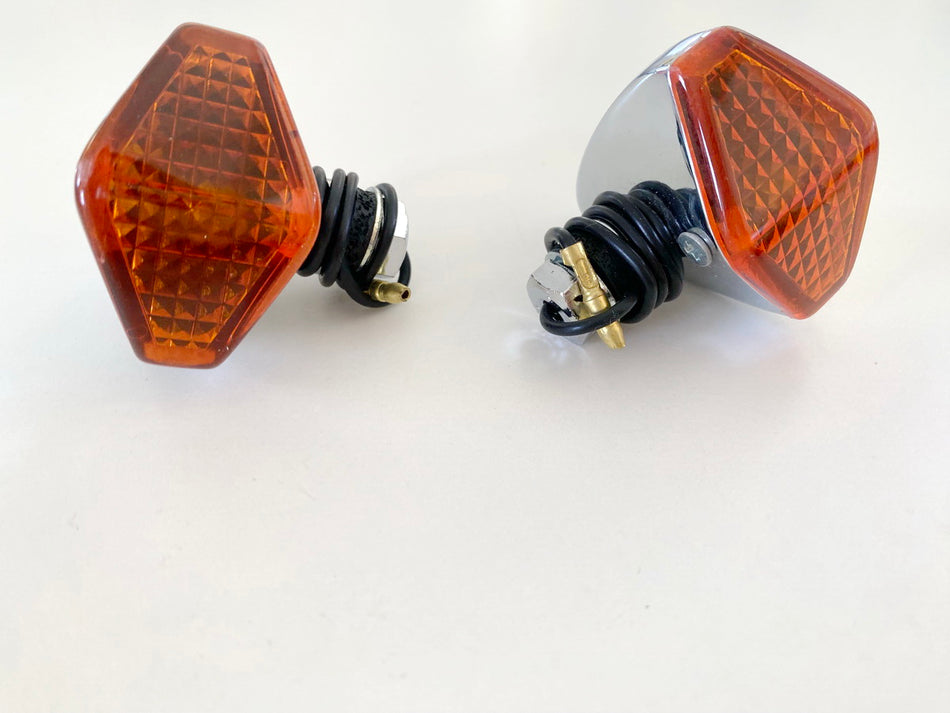 Highway Hawk Custom Blinkerpaar Blinker klein Turn Signal 404170 96 - NEU