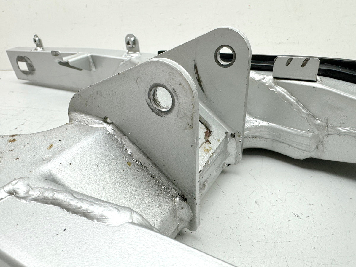 HONDA CBR 600 PC19 PC23 Basculante trasero (para llanta)