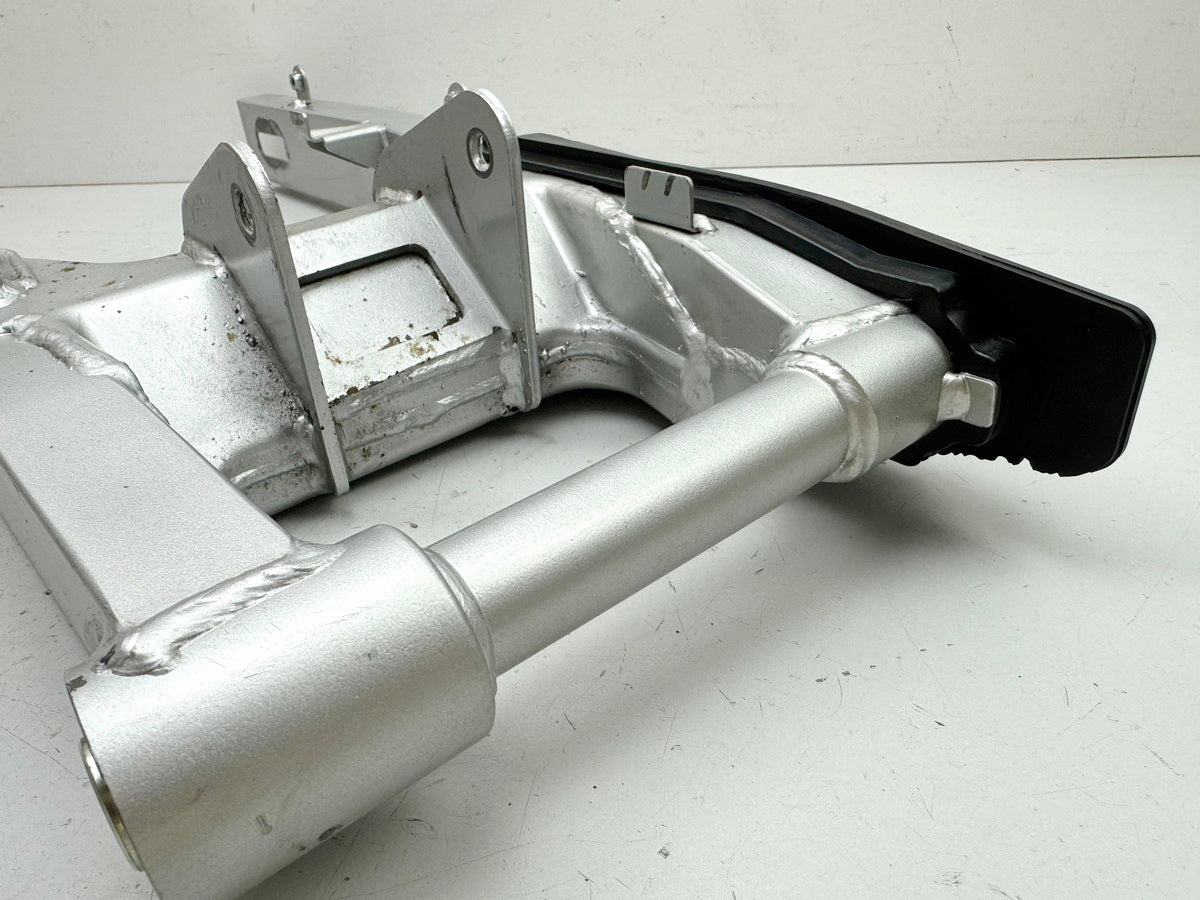 HONDA CBR 600 PC19 PC23 Basculante trasero (para llanta)