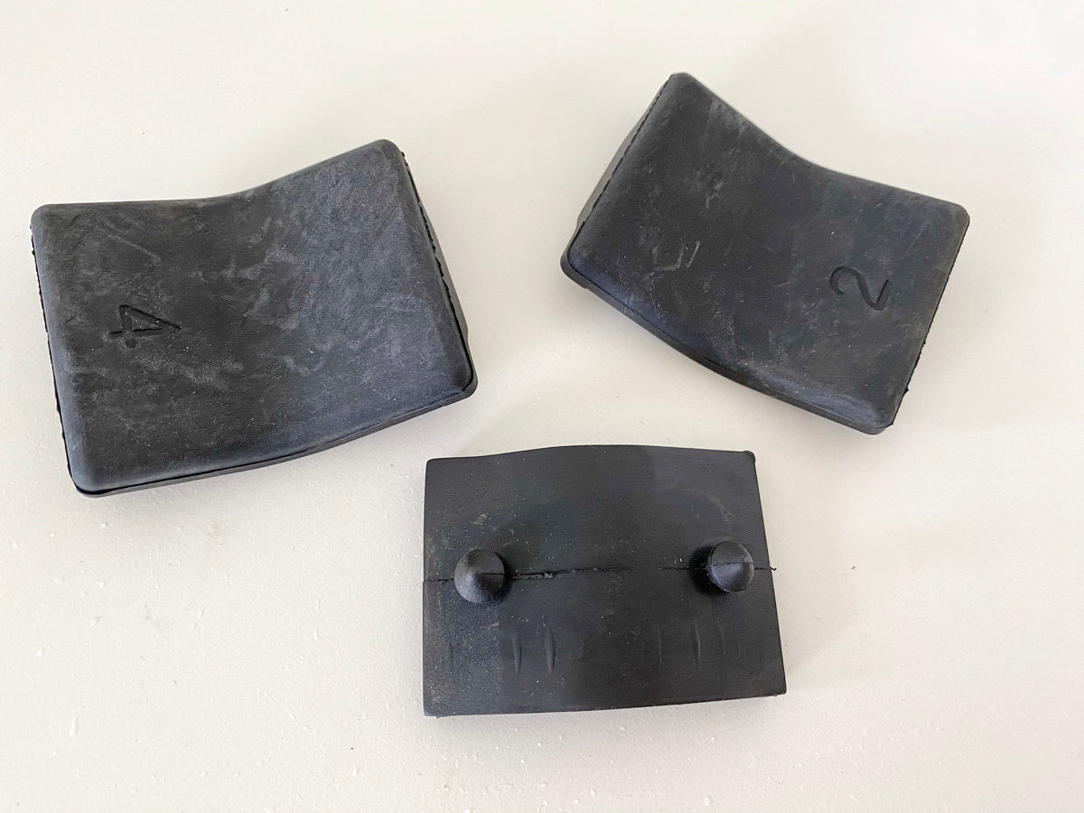 Suzuki Gummi Gomas Juego de piezas Depósito VL 1500 original 44010-10F00-X00 - NUEVO