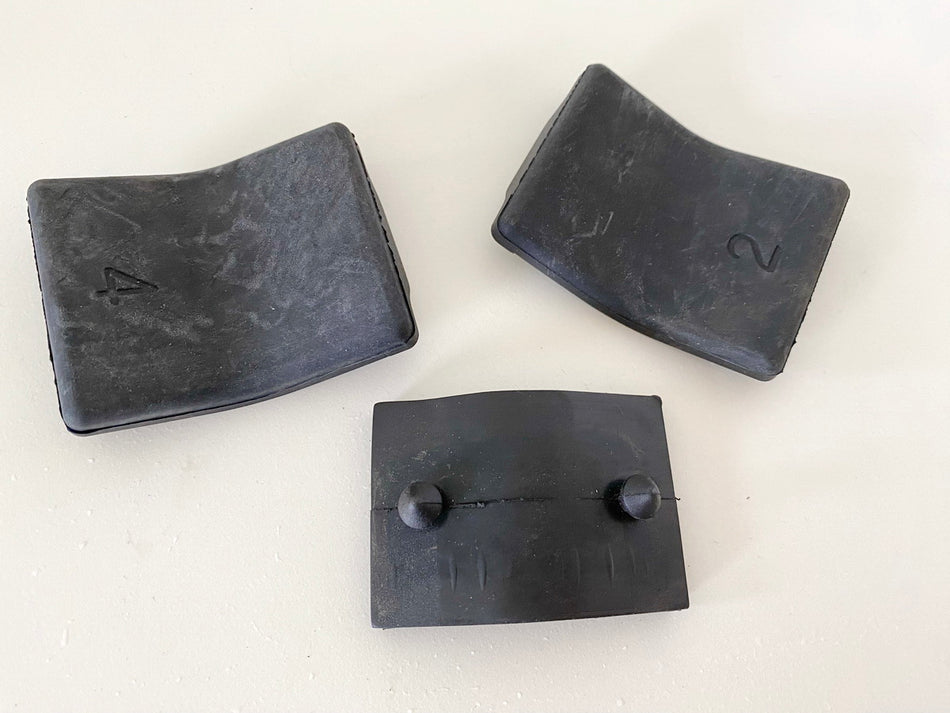 Suzuki Rubber parts kit tank VL 1500 original 44010-10F00-X00 - NEW