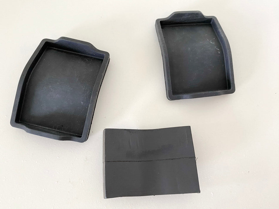 Suzuki Rubber parts kit tank VL 1500 original 44010-10F00-X00 - NEW