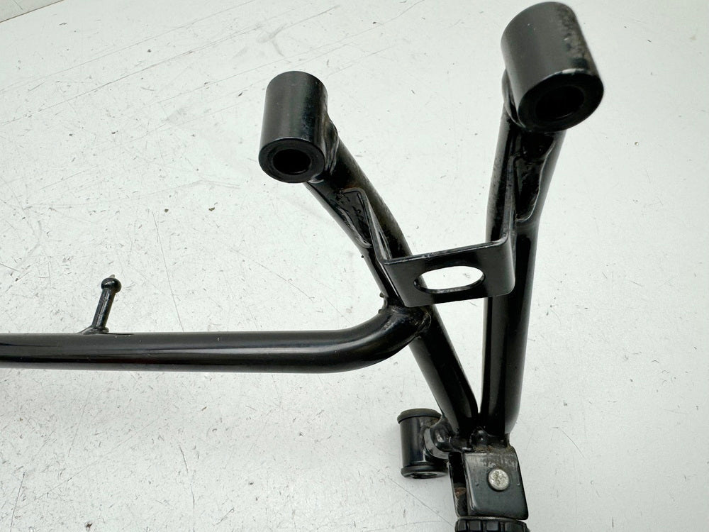 HONDA CBR 600 PC19 PC23 Fußrastenanlage Sozius rechts Halter Fußraste hinten