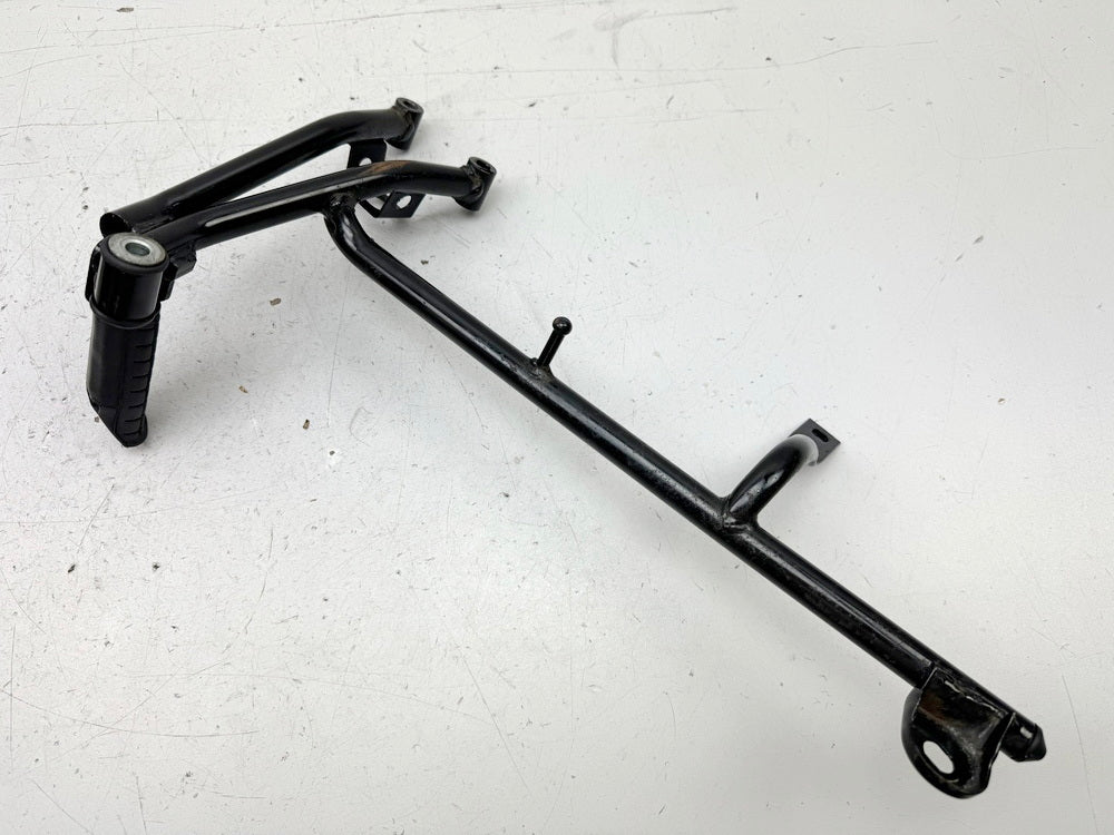 HONDA CBR 600 PC19 PC23 Fußrastenanlage Sozius rechts Halter Fußraste hinten