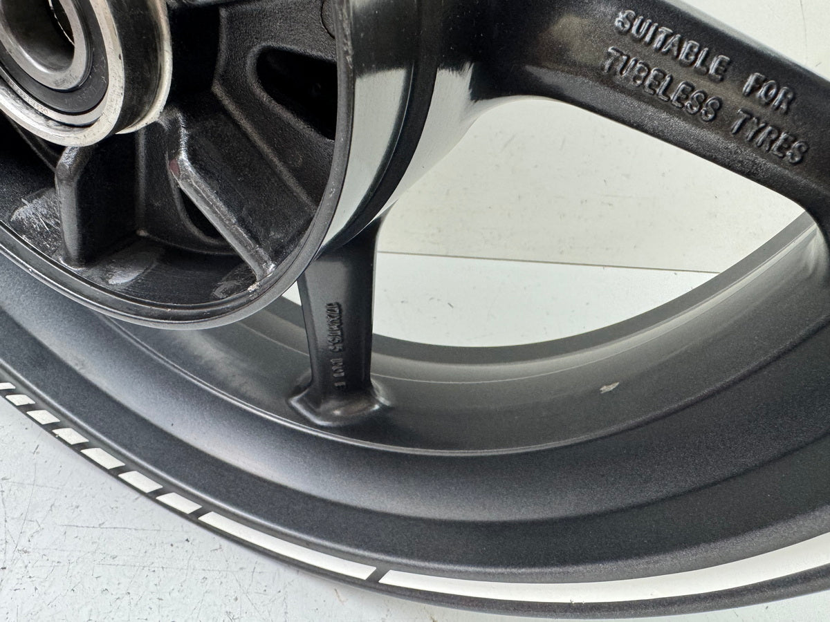 Triumph Street Triple 675 D67LD Felge hinten Hinterrad Hinterradfelge  07-12