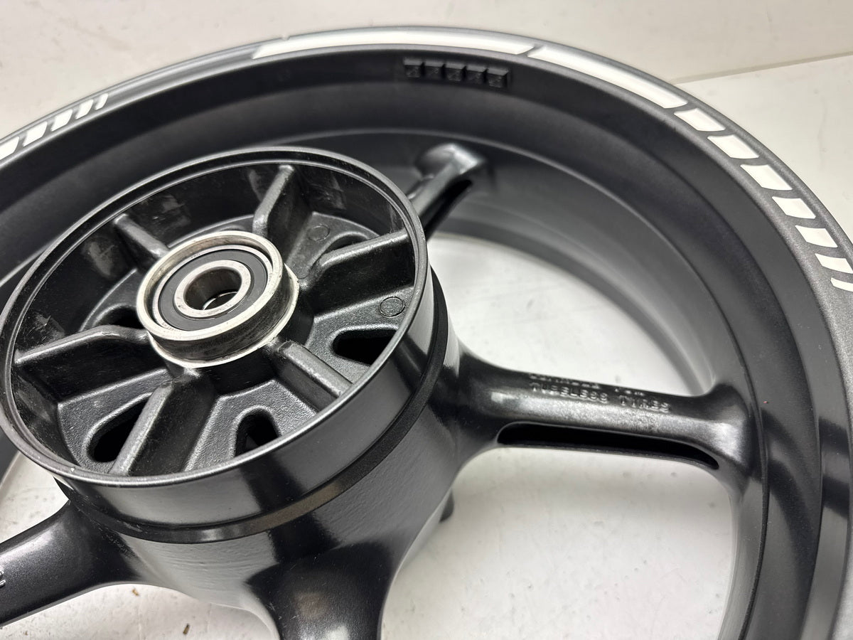 Triumph Street Triple 675 D67LD Felge hinten Hinterrad Hinterradfelge  07-12