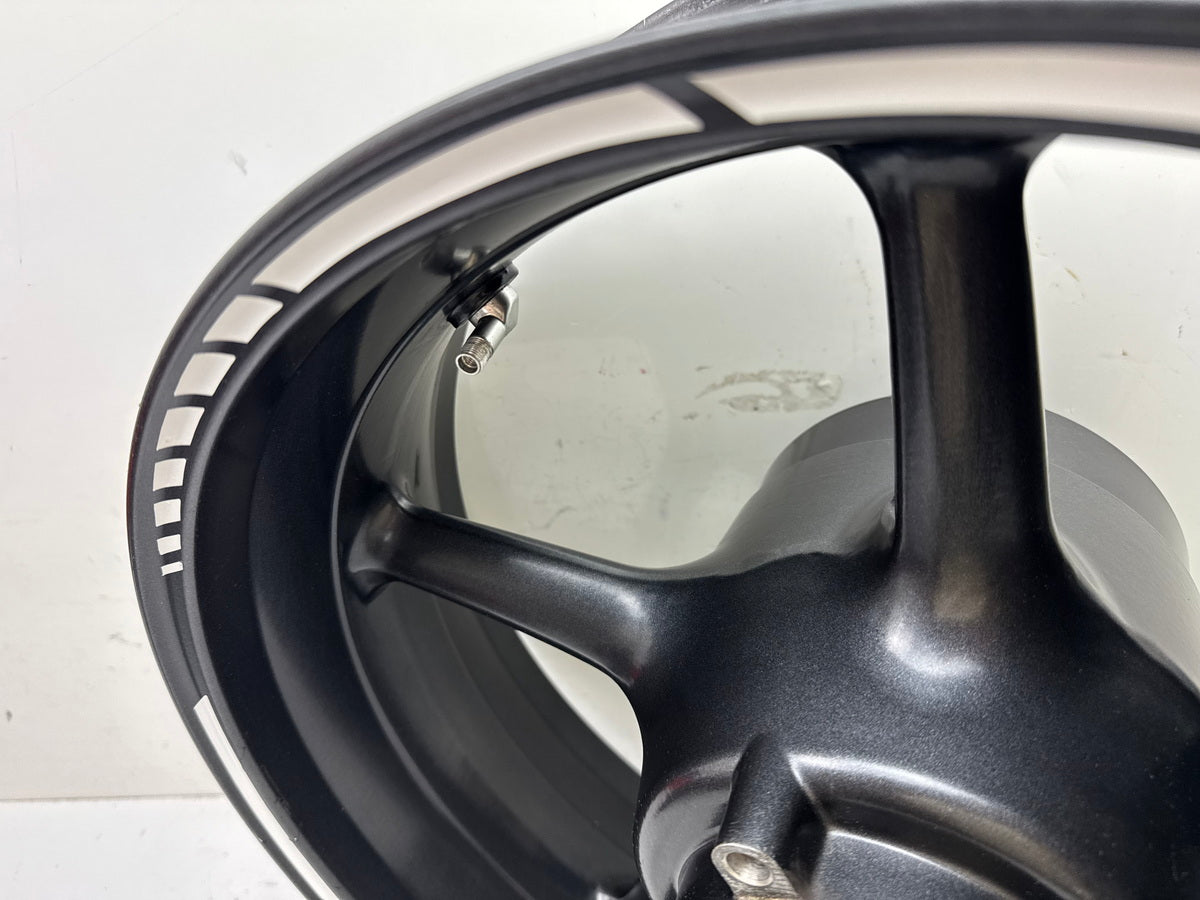 Triumph Street Triple 675 D67LD Felge hinten Hinterrad Hinterradfelge  07-12