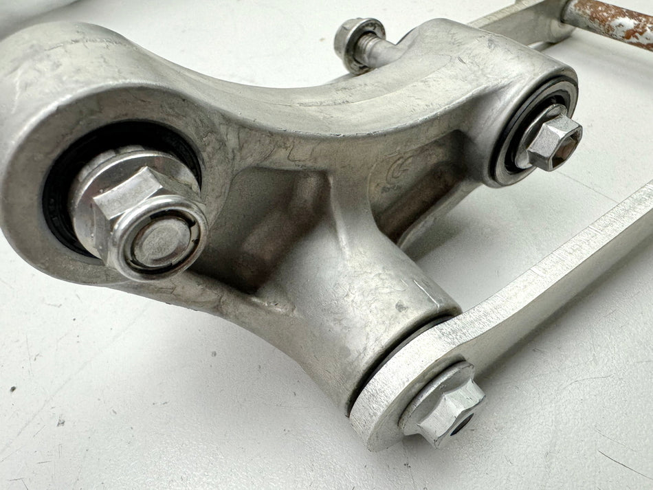 KAWASAKI ZX-6R 636 C Umlenkung Federbein original Umlenkhebel Streben 05-06