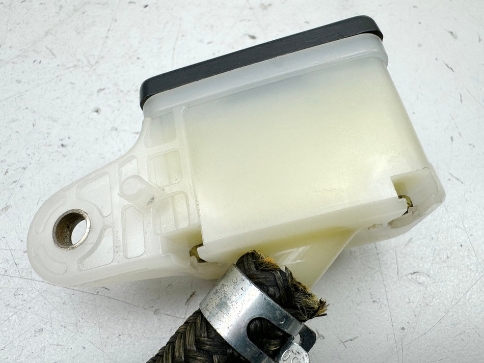 HONDA CBR 600 PC19 PC23 Depósito de líquido de frenos trasero Vaso de aceite Bomba de freno