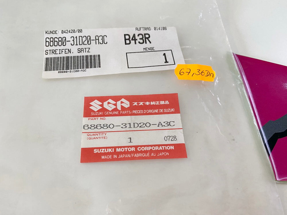 Adhesivo de emblema original Suzuki 68680-31D20-A3C para DR 800 - NUEVO