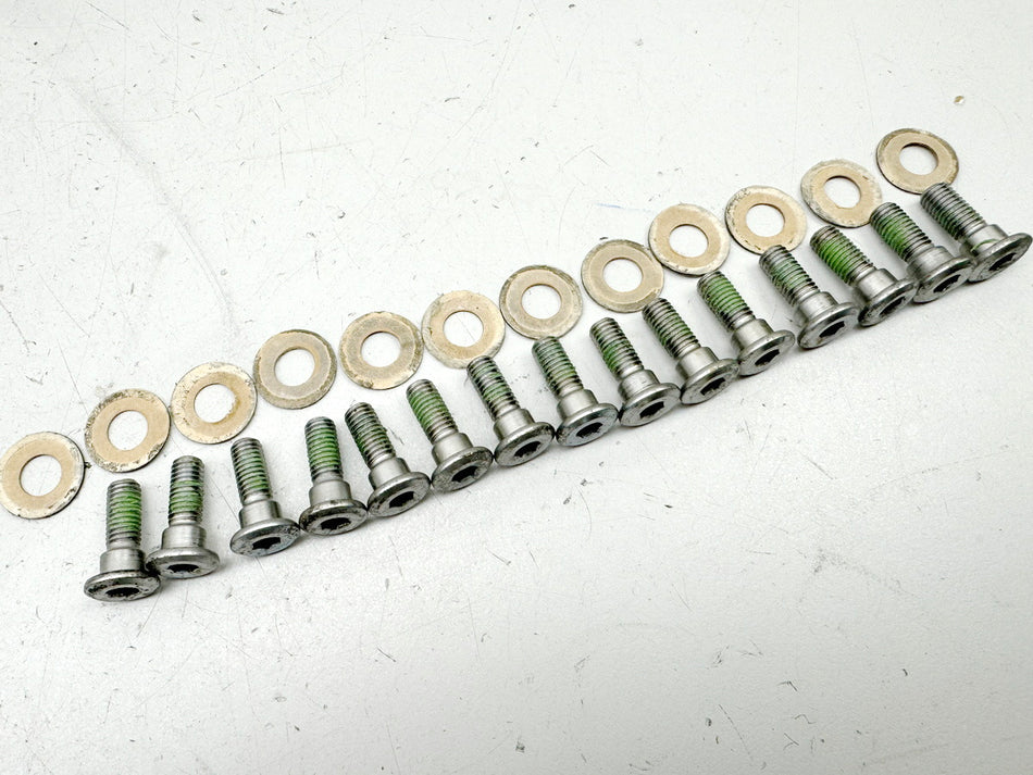 HONDA CBR 600 PC19 PC23 Schrauben für Bremsscheiben vorn + hinten (für Felgen)