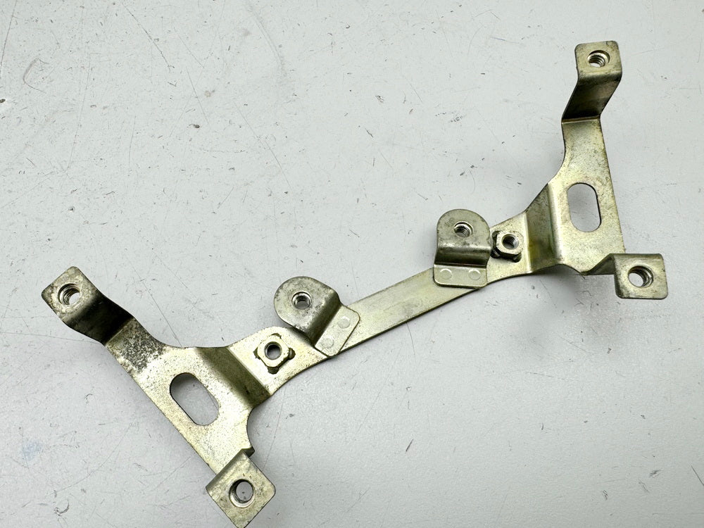 HONDA CBR 600 PC19 PC23 Halterung Zündspulen Halter Träger Trägerplatte