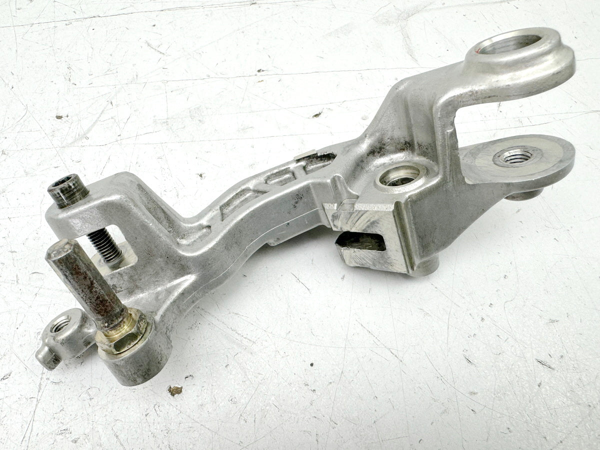 HONDA CBR 600 PC19 PC23 Brake caliper front left brake caliper bracket anchor plate