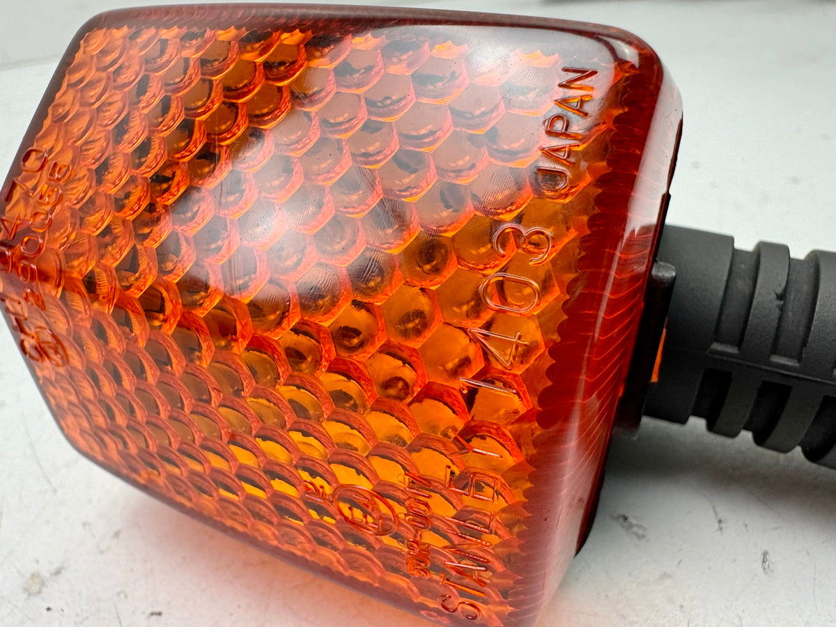 HONDA CBR 600 PC19 PC23 Turn Signal Rear Left Indicator Lens