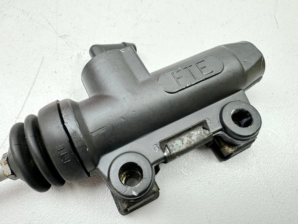 BMW R 1100 RT 259 850 Bremszylinder hinten Brembo Bremspumpe Fußbremszylinder