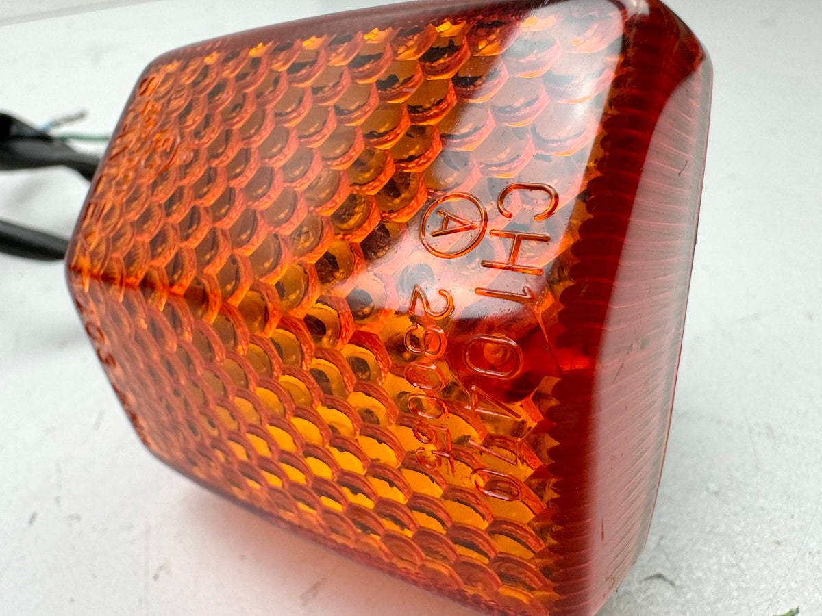 HONDA CBR 600 PC19 PC23 Turn Signal Rear Right Turn Signal Lens