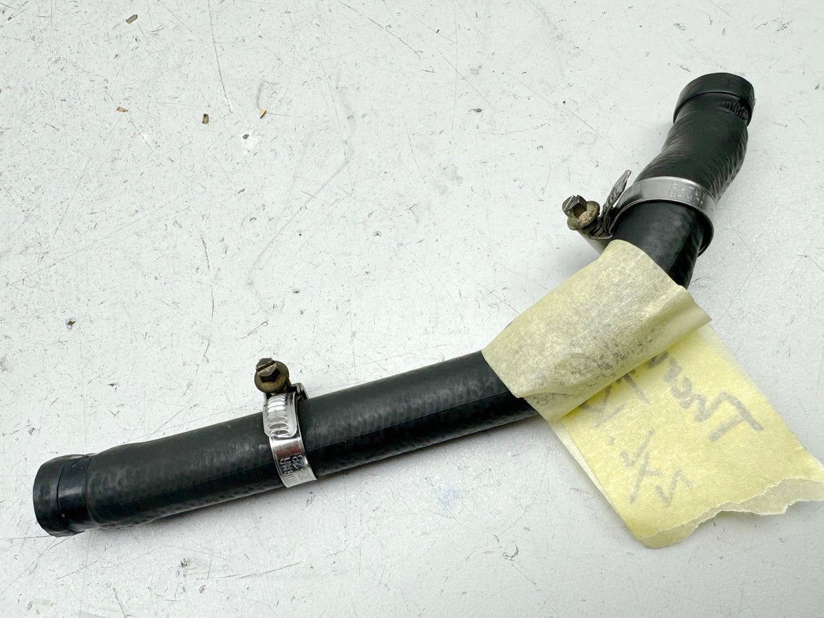 HONDA CBR 600 PC19 PC23 Kühlerschlauch Thermostat -> Zylinderkopf links