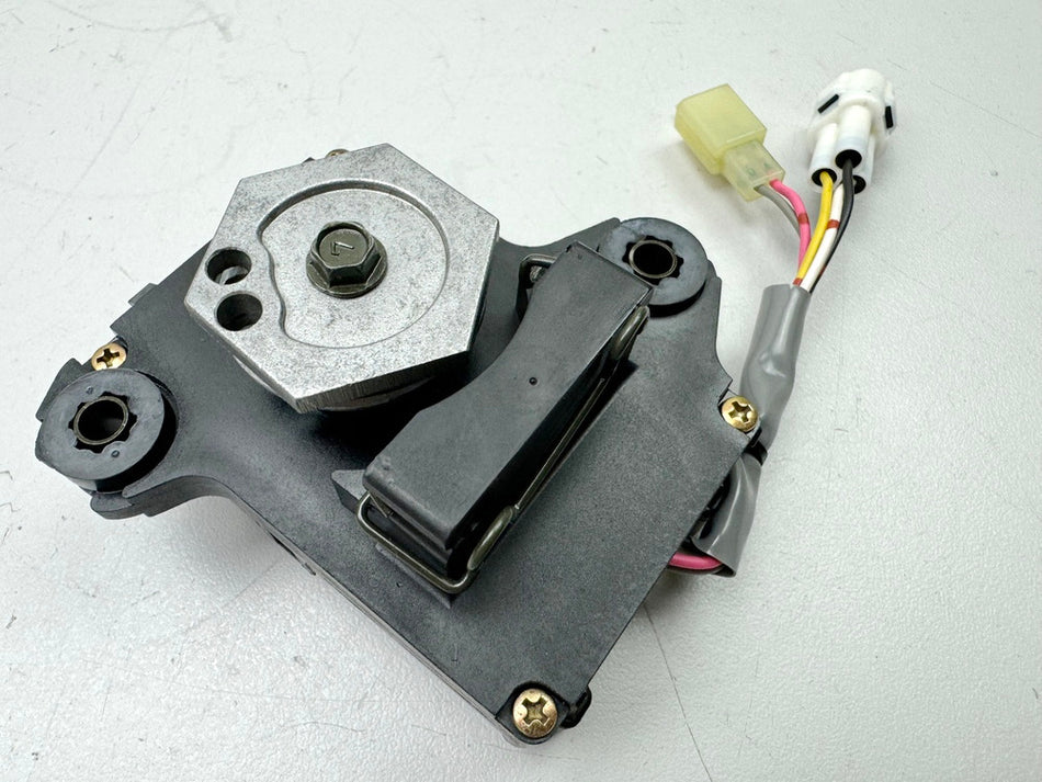 KAWASAKI ZX-6R 636 C Stellmotor Auslasssteuerung Exup Motor für Auspuff 05-06