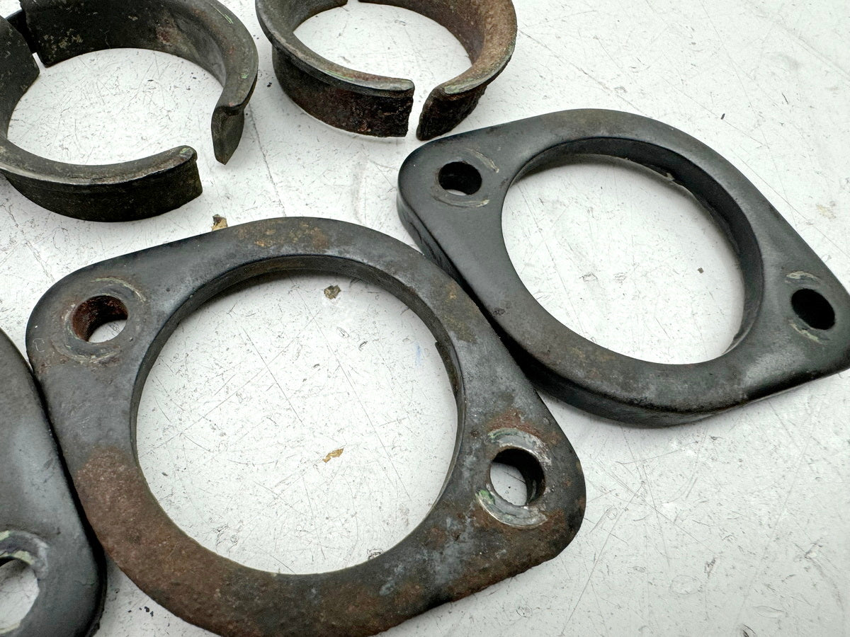 HONDA CBR 600 PC19 PC23 Krümmerkronen Halter Krümmer Muttern Halbmonde Schellen