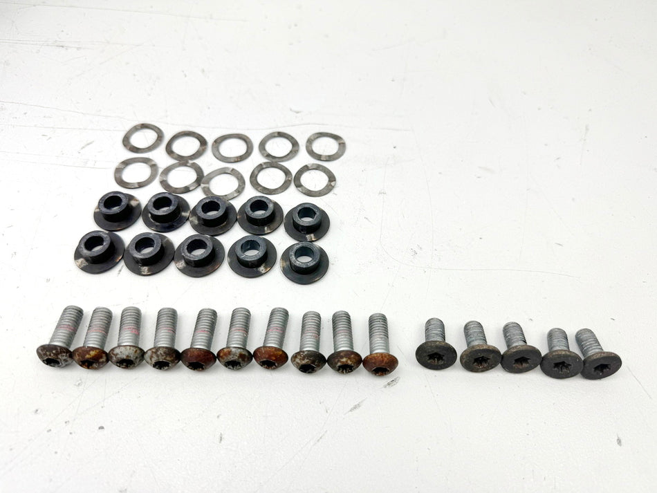 BMW R 1100 RT 259 Schrauben Bremsscheibe vorn hint Linsenkopfschraube für Felge