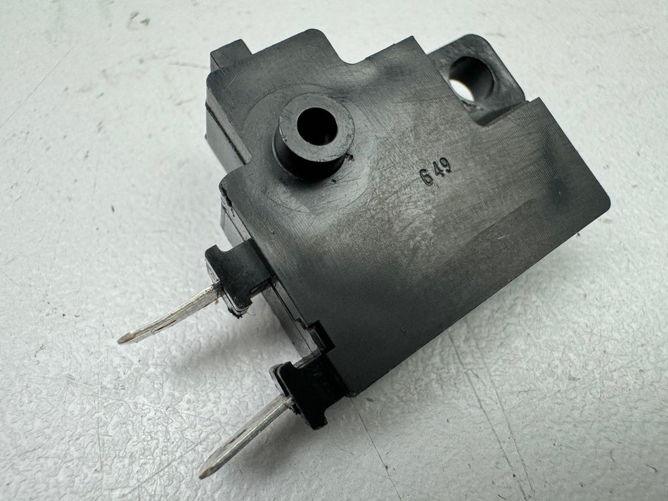 HONDA CBR 600 PC19 PC23 Interruptor de luz de freno delantero (para bomba de freno)