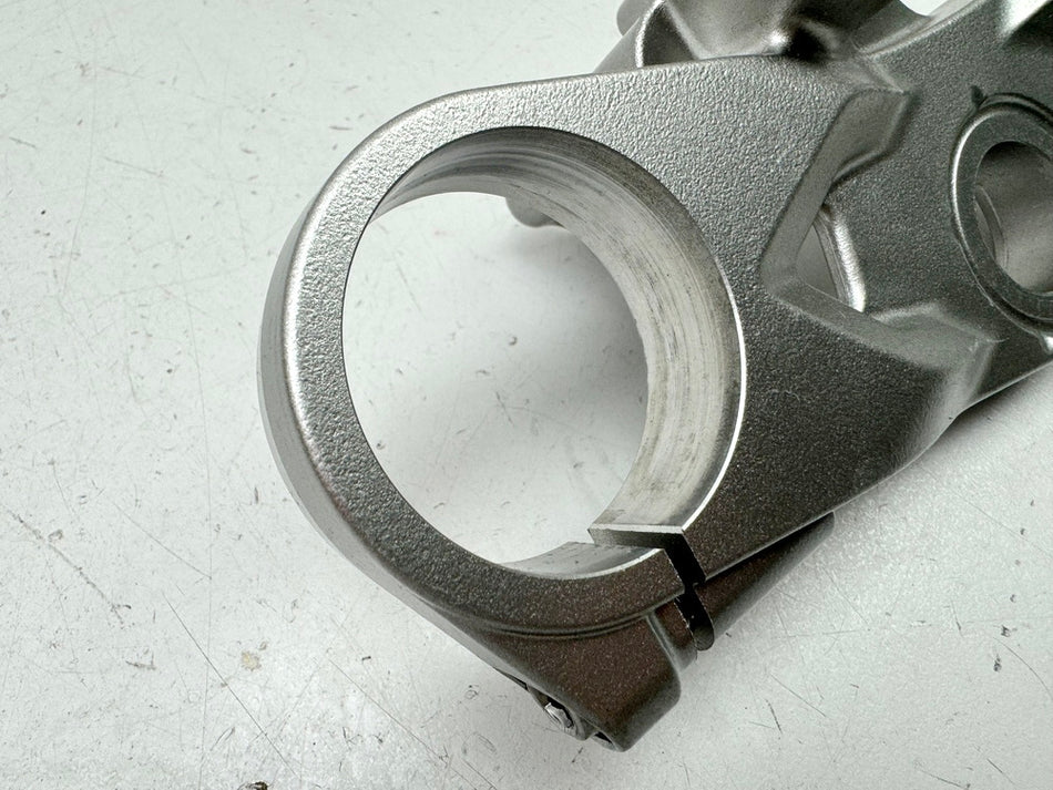 KAWASAKI ZX-6R 636 C Gabelbrücke oben für Gabel Gabelholm Tauchrohr 05-06