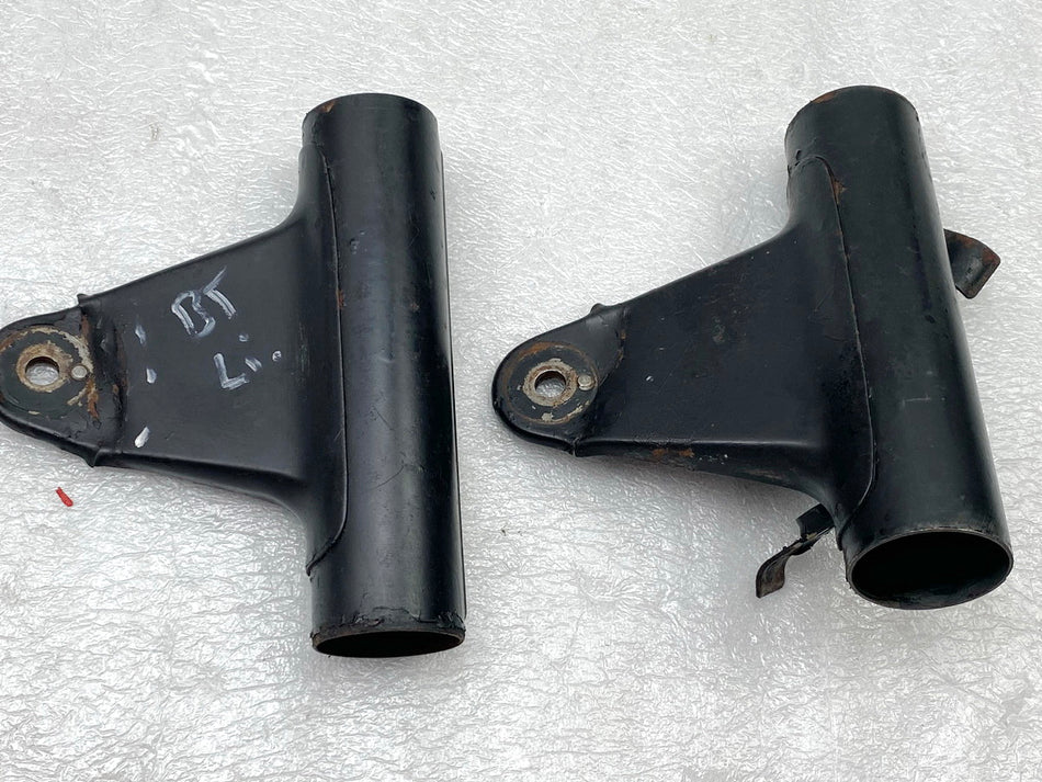 YAMAHA RD 250 1A2 Halterung Scheinwerfer Lampenhalter Halter Lampe