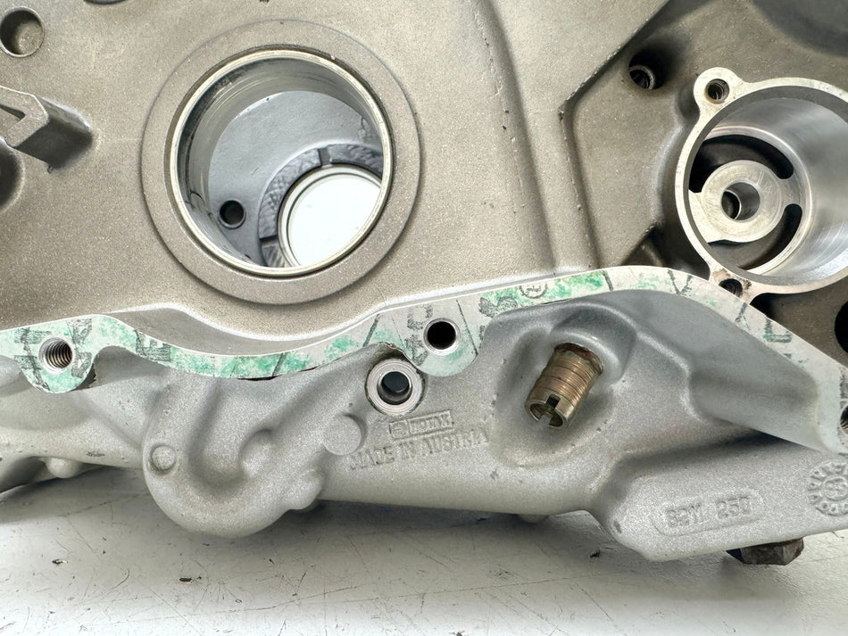 BMW F 650 169 Motorgehäuse Motorblock Kurbelgehäuse links rechts (für Motor)