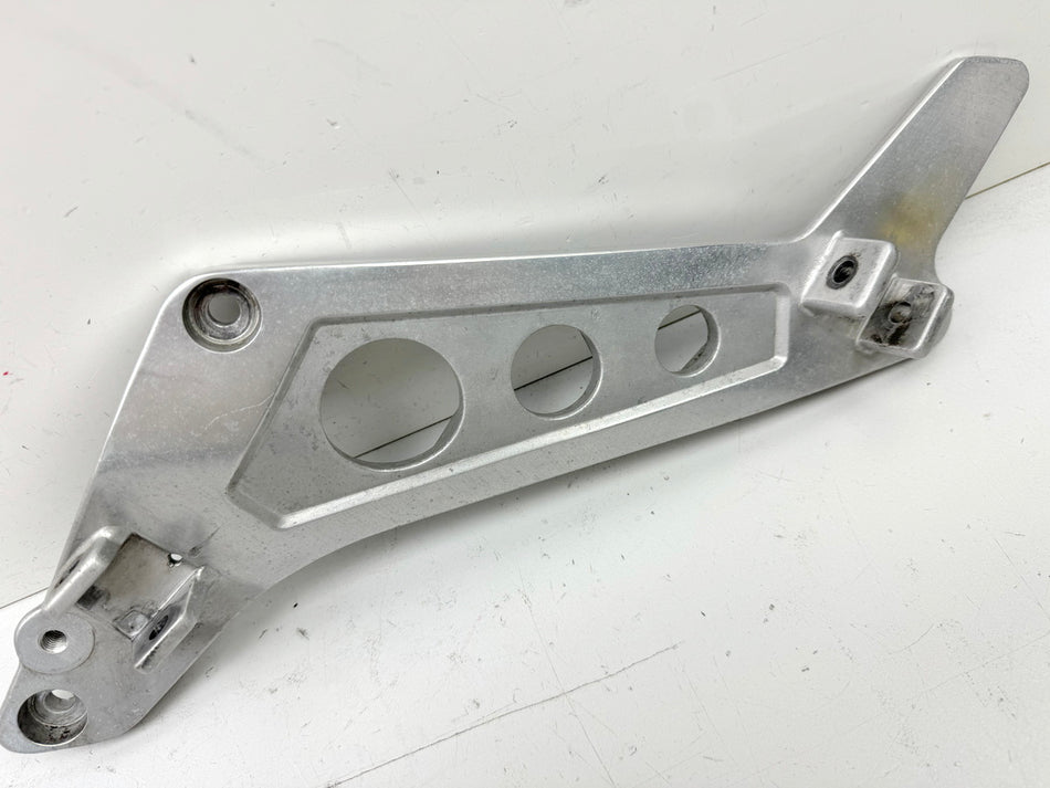 HONDA NTV 650 RC33 REVERE Footrest Plate Rider Left Holder Support Footrest