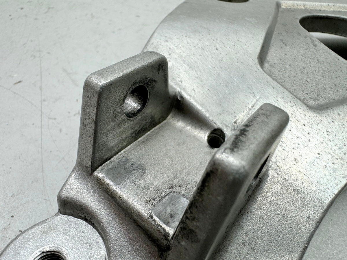 HONDA NTV 650 RC33 REVERE Reposapiés del conductor izquierdo Soporte Estribera